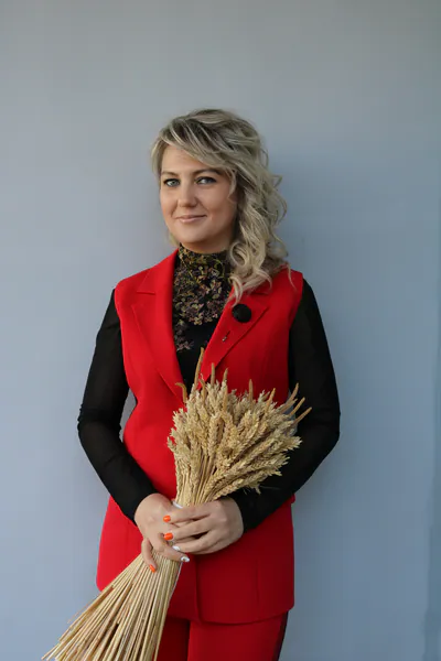 Ms. Viktoriya Harakoz